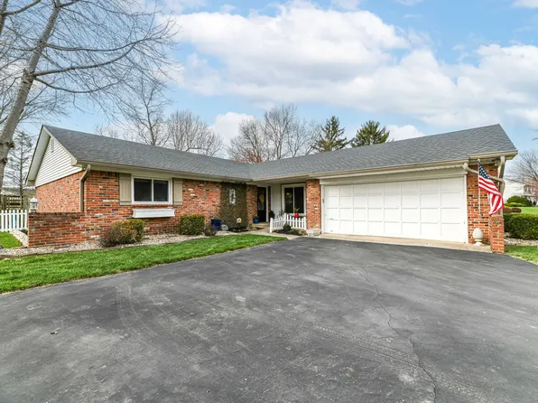 8326 Castlebrook Dr, Indianapolis, IN 46256
