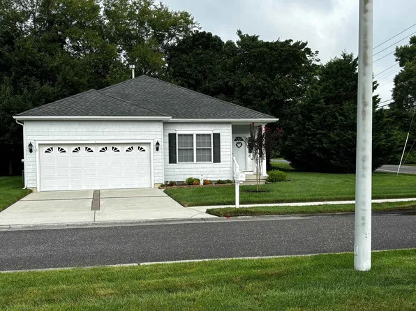 1 Wynndemere Ct, Cape May Court House, NJ 08210