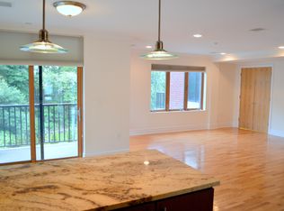 24 Meadow Rd, Rutherford, NJ 07070