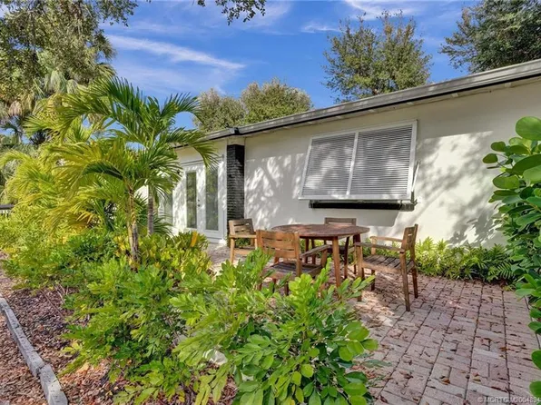 119 SW 5th St, Stuart, FL 34994