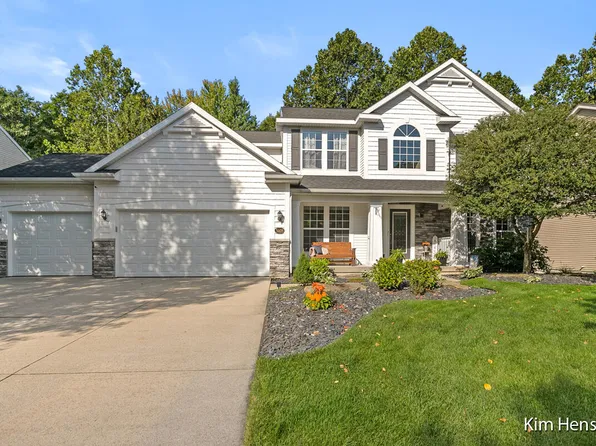 3405 N Meadowgrove Dr SE, Kentwood, MI 49512