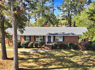 605 Colonial Dr, Greenwood, SC 29649