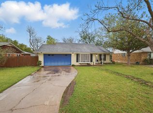 722 Devonshire Dr, Richardson, TX 75080