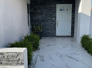 11813 SW 210th St, Miami, FL 33177