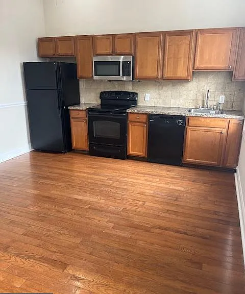 923 N 15th St #3 — Photo 10