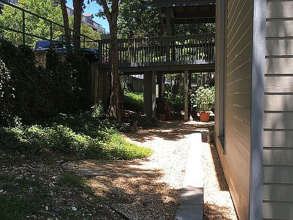 walkway from side yard