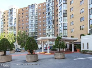 15100 Interlachen Dr #4-302, Brookeville, MD 20833