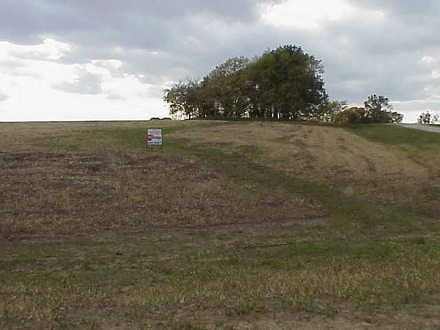 2nd image of Country Mdws Lot 8