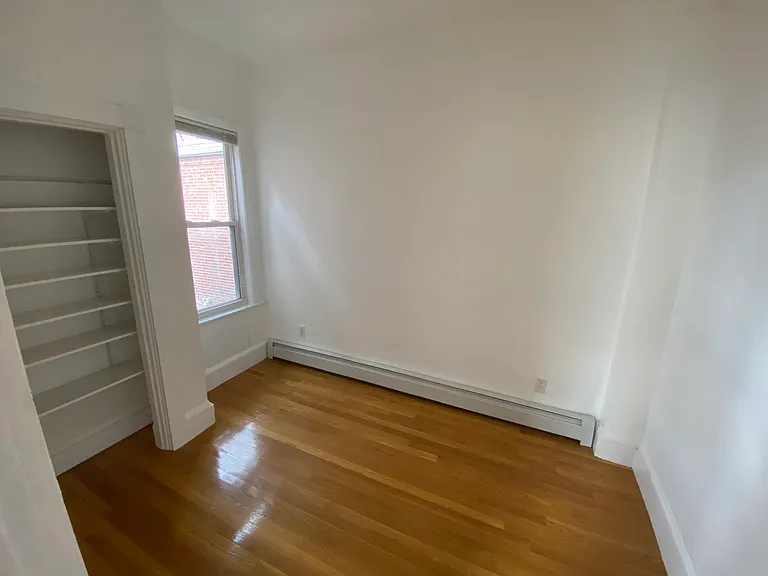 26 Pinckney St #4 — Photo 7