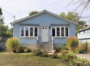 61 Smith St, Howell, NJ 07731