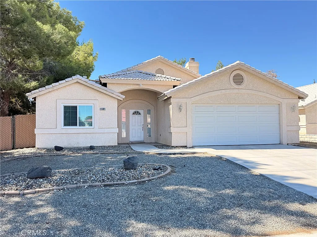 3 bed, 1781 sqft, $2,200 — Photo 1