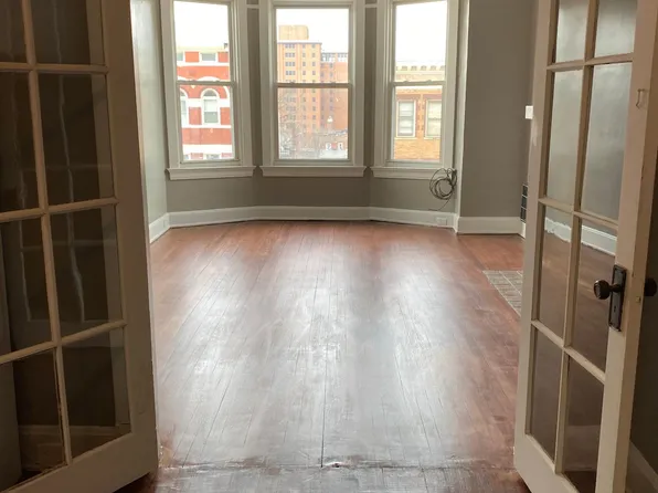 2726 Vine St APT 6, Cincinnati, OH 45219