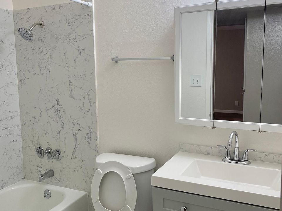 All newly renovated main bathroom