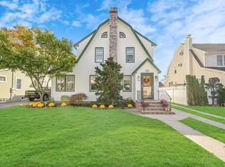 528 Wateredge Ave, Baldwin, NY 11510