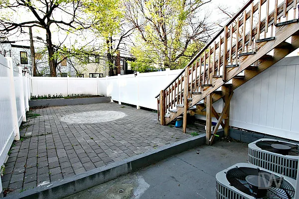 Rented by Dason Watson, LREB | media 23