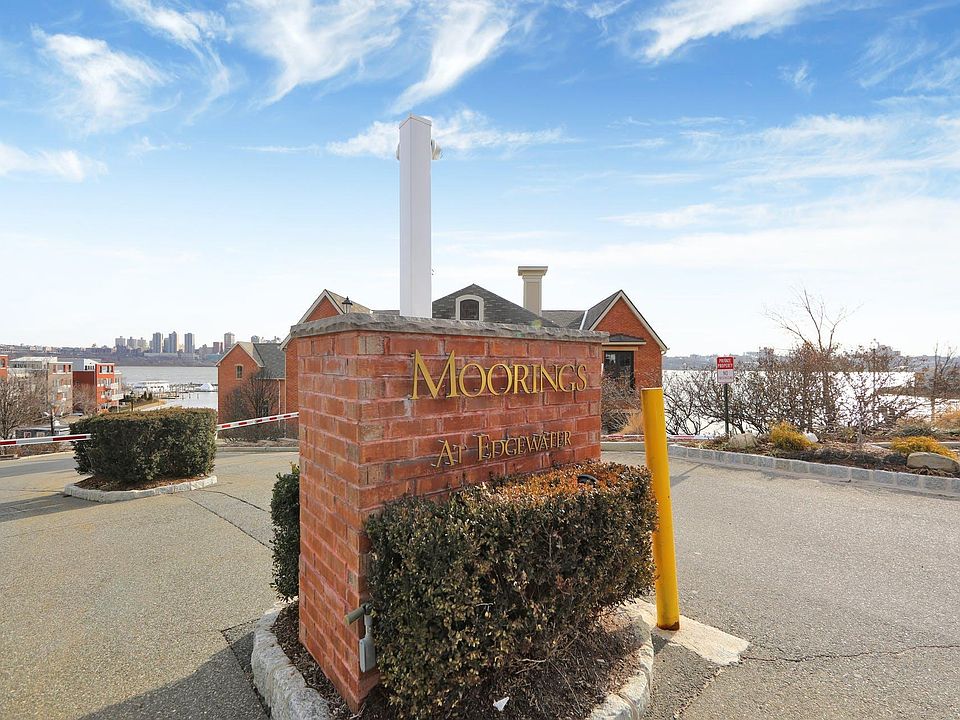 17 Moorings Ln, Edgewater, NJ 07020 Zillow