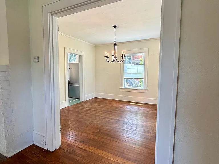 72 Buchanan Ave — Photo 11