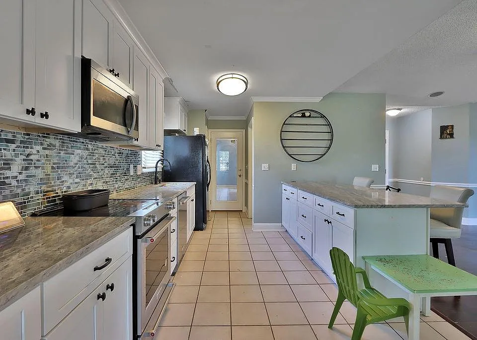 2348 Planters Cove Dr