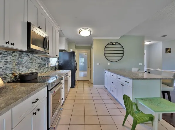 2348 Planters Cove Dr, Lawrenceville, GA 30044