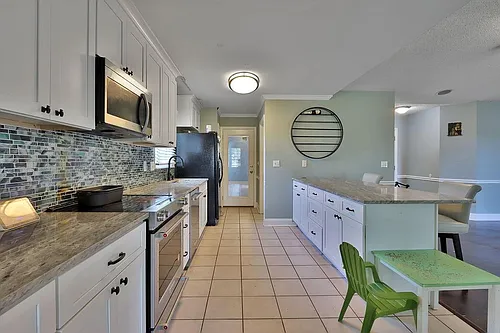 2348 Planters Cove Dr Photo 1