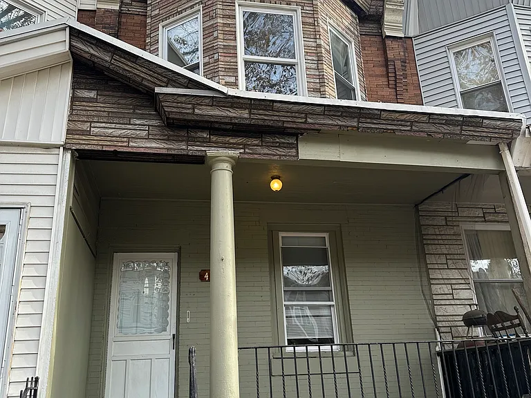 4123 N 7th St — Photo 2