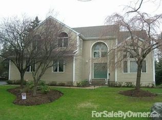 222 Village Rd, Green Village, NJ 07935