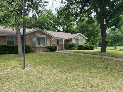 702 Austrian Rd, Grand Prairie, TX, 75050