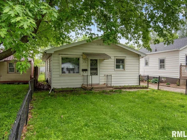 316 Magnolia Dr, Springfield, IL 62702