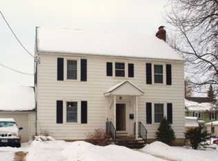 8 Chestnut St, Massena, NY 13662