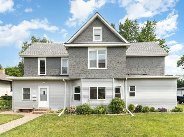 373 Bernard St E, West Saint Paul, MN 55118
