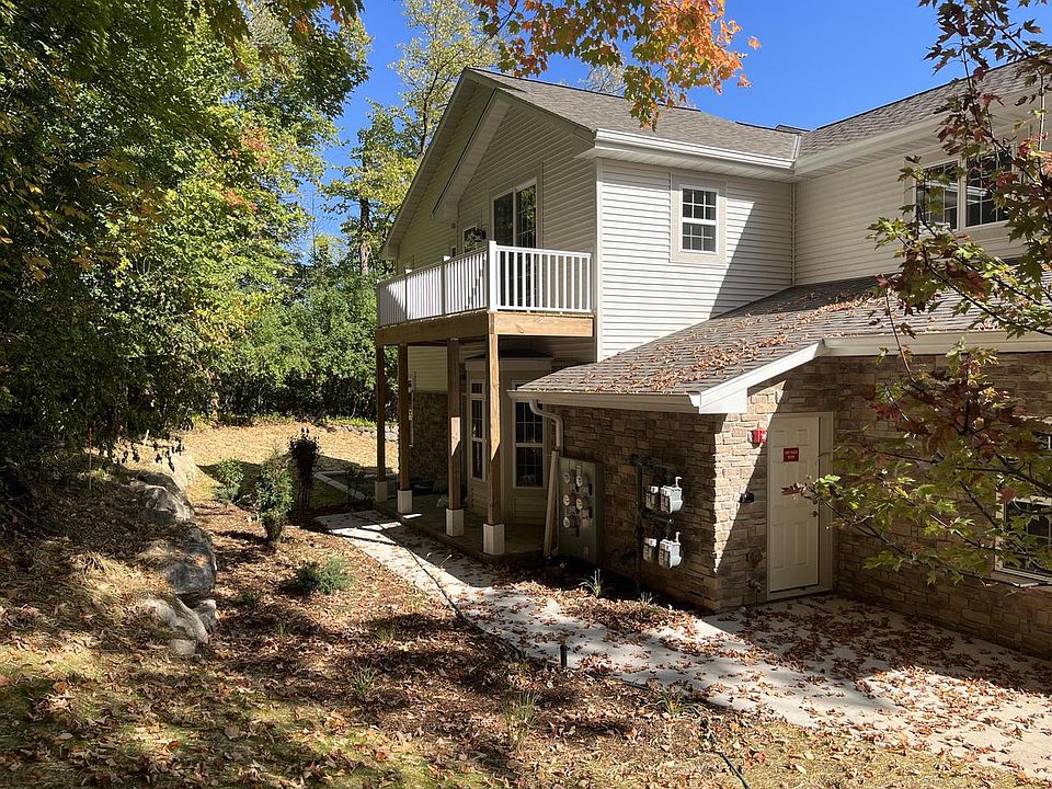 Seven Pines Condos W141N9984 Seven Pines Way Germantown WI Zillow