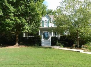 936 Evian Dr NW, Kennesaw, GA 30152