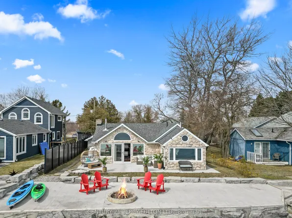 127 Cedar Crest Beach Rd, Clarington, ON L1C 3K3