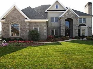 818 Hidden Cave Rd, Madison, WI 53717