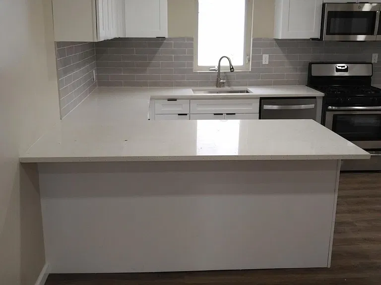 8 Glassboro Ave — Photo 2