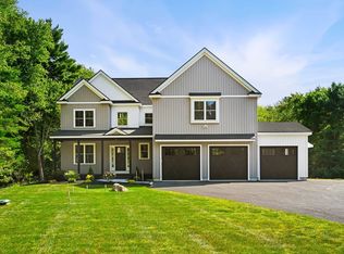 78 Chamberlain St, Holliston, MA 01746