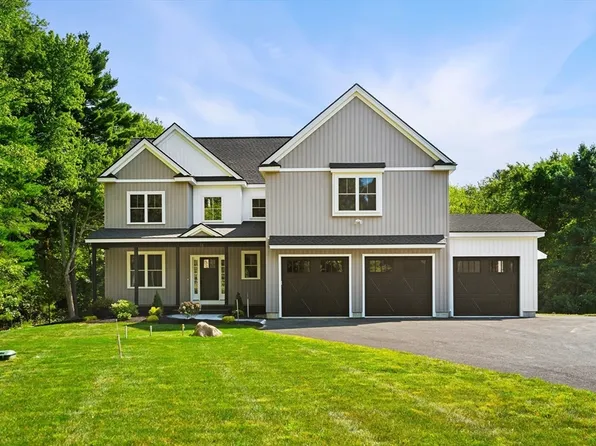 78 Chamberlain St, Holliston, MA 01746