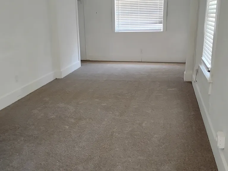 4834 Taylor St N — Photo 5