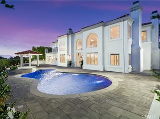 5 Longboat, Newport Beach, CA 92657