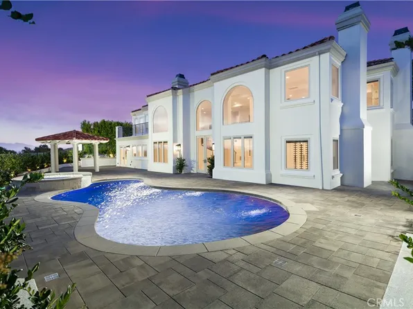 5 Longboat, Newport Beach, CA 92657