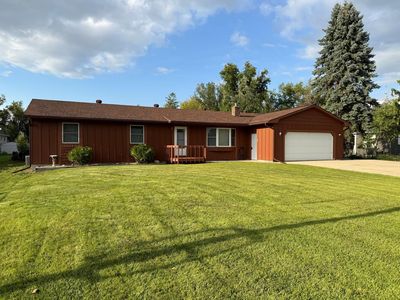 1007 2nd St SE, Roseau, MN, 56751