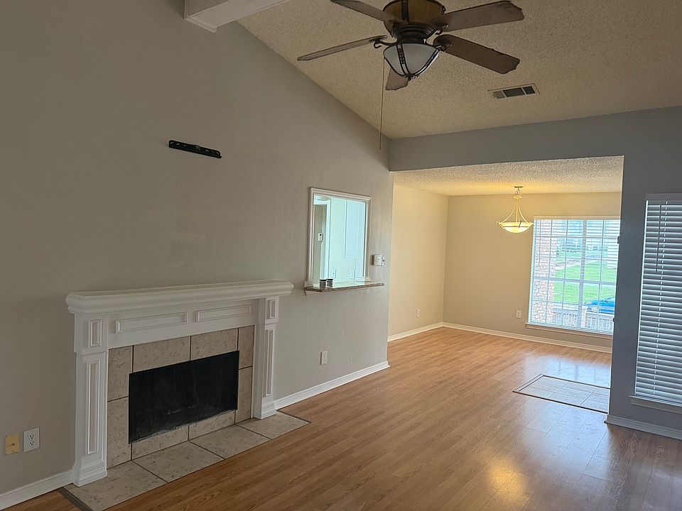 1st image of 3550 Country Square Dr APT 112