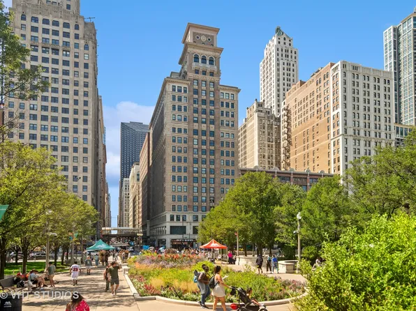 6 N Michigan Ave #1306, Chicago, IL 60602