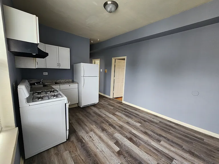 1650 S Saint Louis Ave #1R — Photo 17