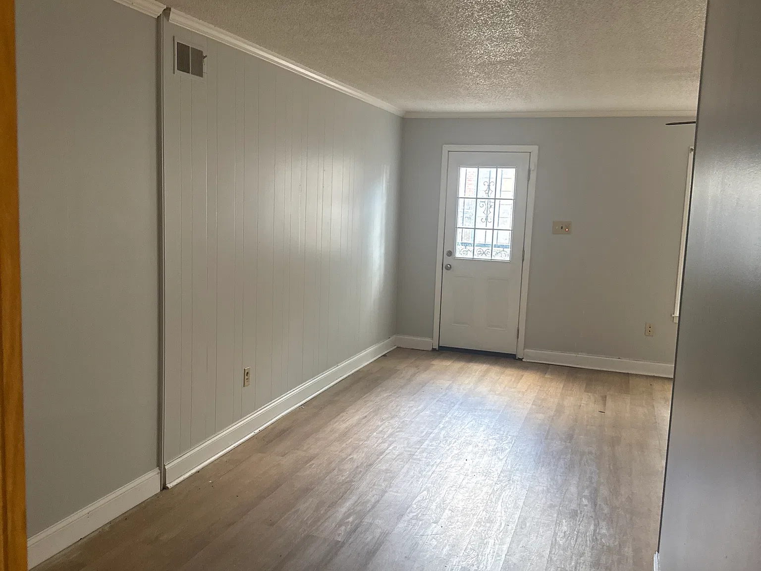 2 bed, 1.5 bath, 1280 sqft, $1,350 — Photo 4