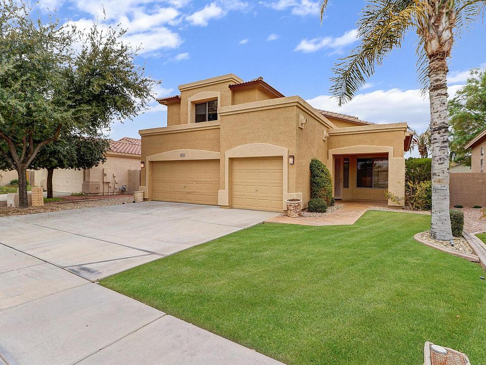 1st image of 8226 W Salter Dr