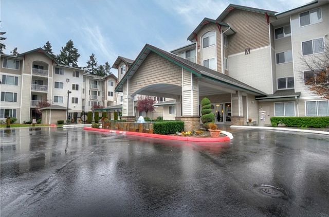 1st image of 13301 SE 79th Pl Unit C207