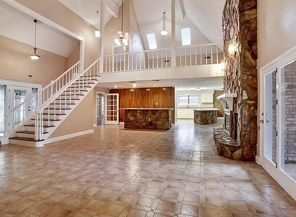 5th image of 3632 Lake Providence Dr