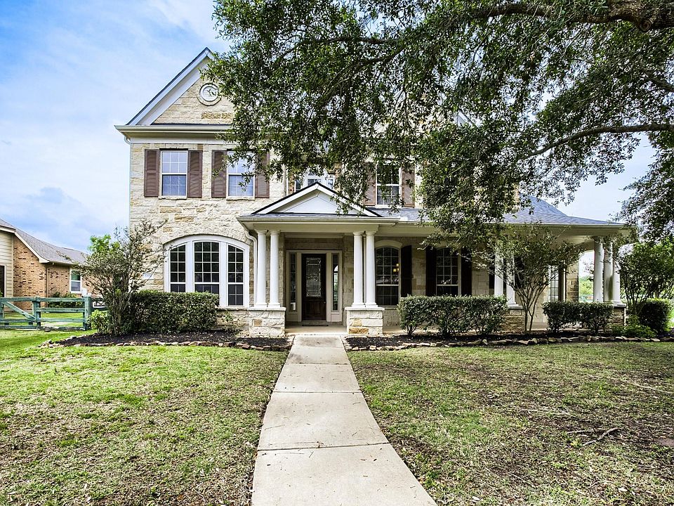 1st image of 5106 Water Oak Cres