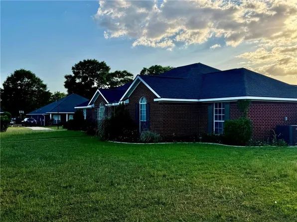 4221 Penn Dr, Semmes, AL 36575